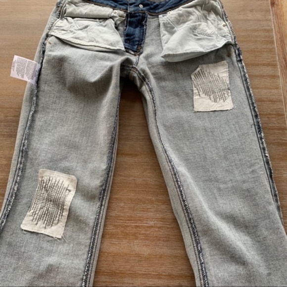 Karen Millen Premium Distressed Bootleg Jeans - Picture 10 of 11